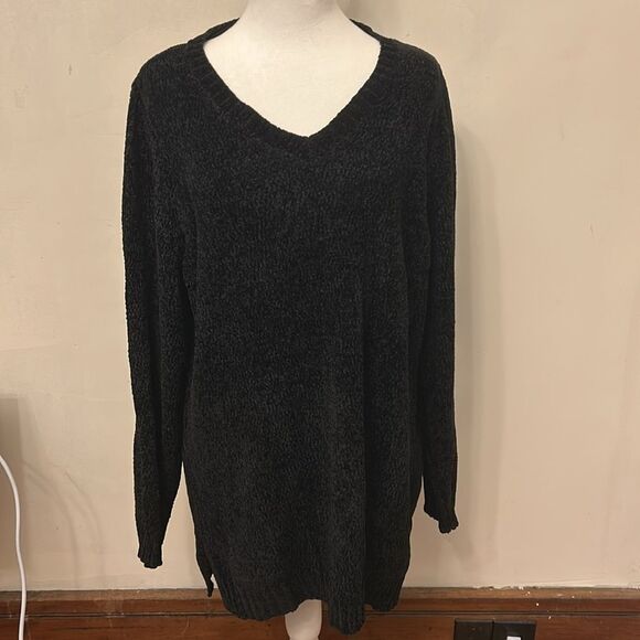 Karen Scott deep black long sleeve V neckline sweater Size 1X New - Picture 2 of 10